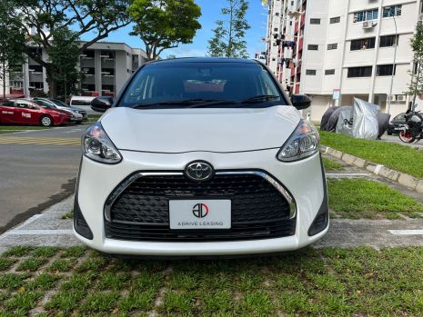 https://www.mycarforum.com/uploads/sgcarstore/data/11/11_1711336065_0sienta white 1.jpeg